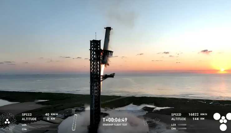 SpaceX's Starship Achieves Historic Mid - Air Booster Capture in Fifth Test Flight